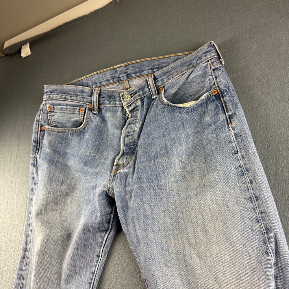 Levis 501 Jeans Mens 34x34 (Fits 34x32) Blue Button Fly Straight Leg Regular Fit